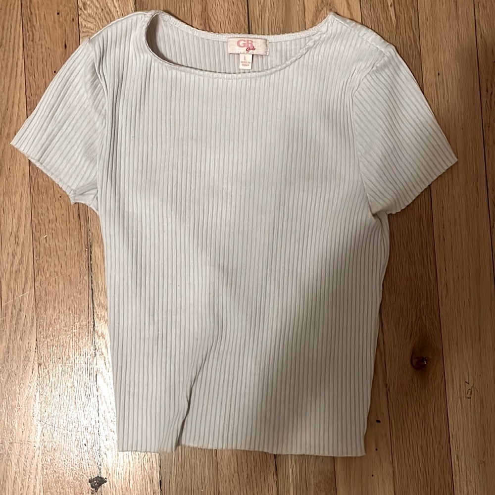 Cute white shirt